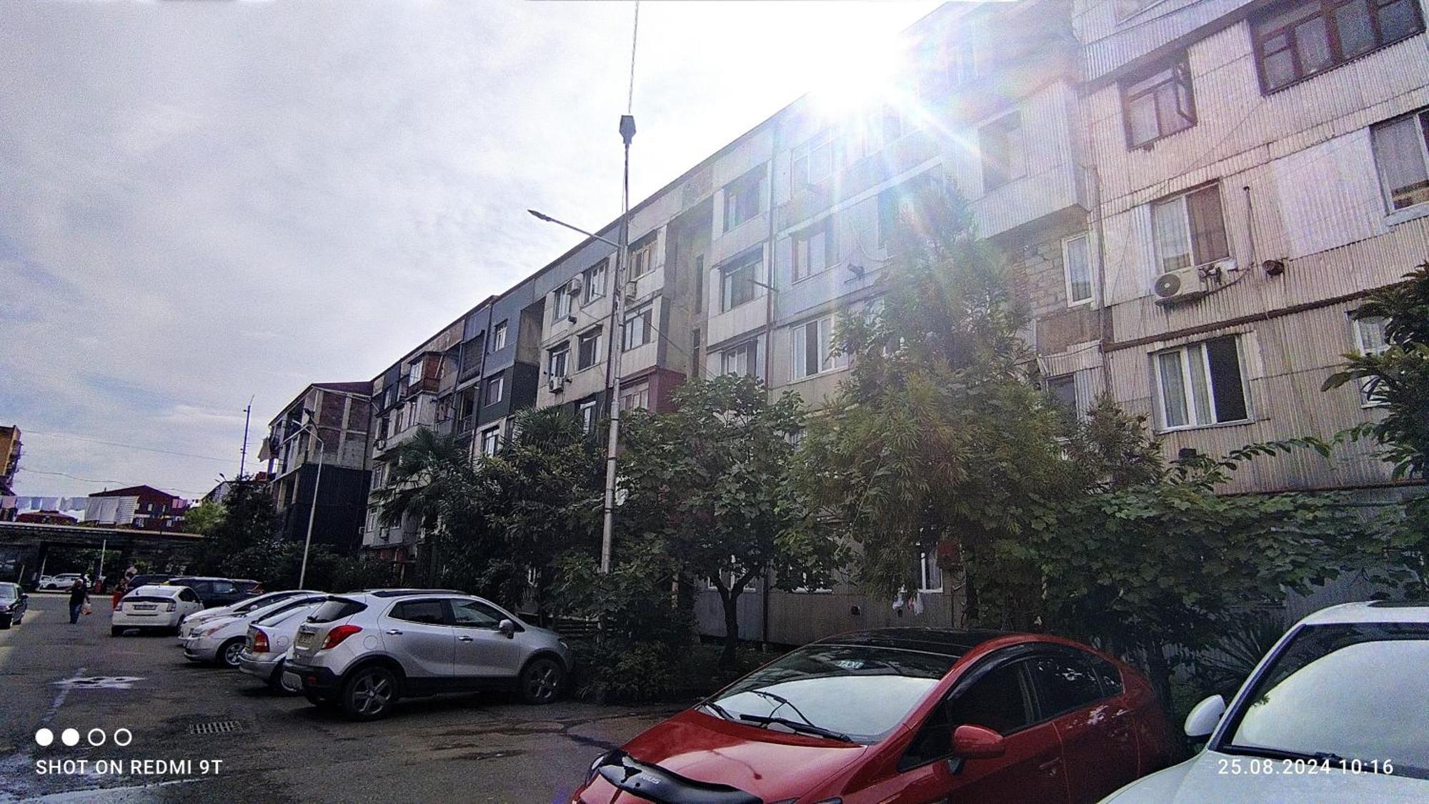 Bright And Cozy Apartment Batumi Ngoại thất bức ảnh